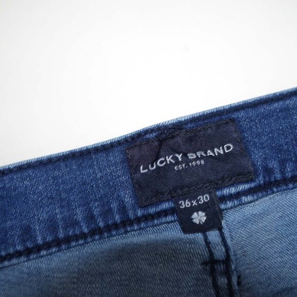 Lucky Brand Men's 411 Athletic Taper Jeans Size 36 x 30 Blue Mid Rise Denim - Picture 3 of 9